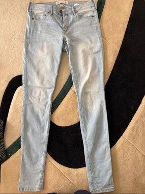 Abercrombie & Fitch Light Blue Women’s Skinny Jeans